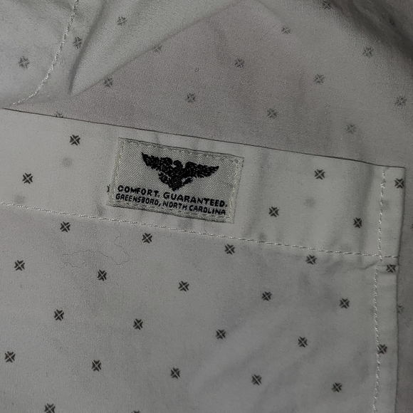 Wrangler White Casual Button Down Shirt with Textured Pattern - Picture 10 of 10